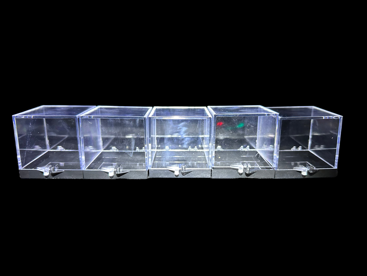 Specimen plastic transparent box